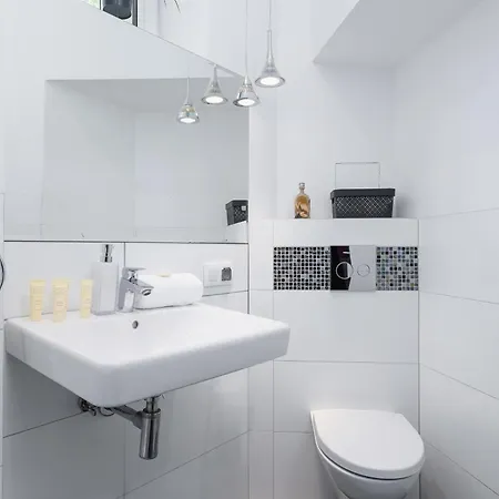 Elegancki Katowa 11 Praca Zdalna By Renters Apartment